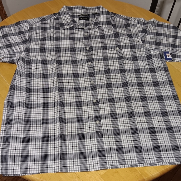 Men's Button Up XL - Picture 2 of 4